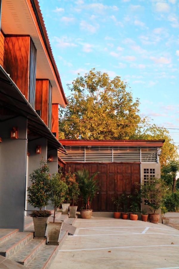 Boutique Family Room Phitsanulok Exterior photo